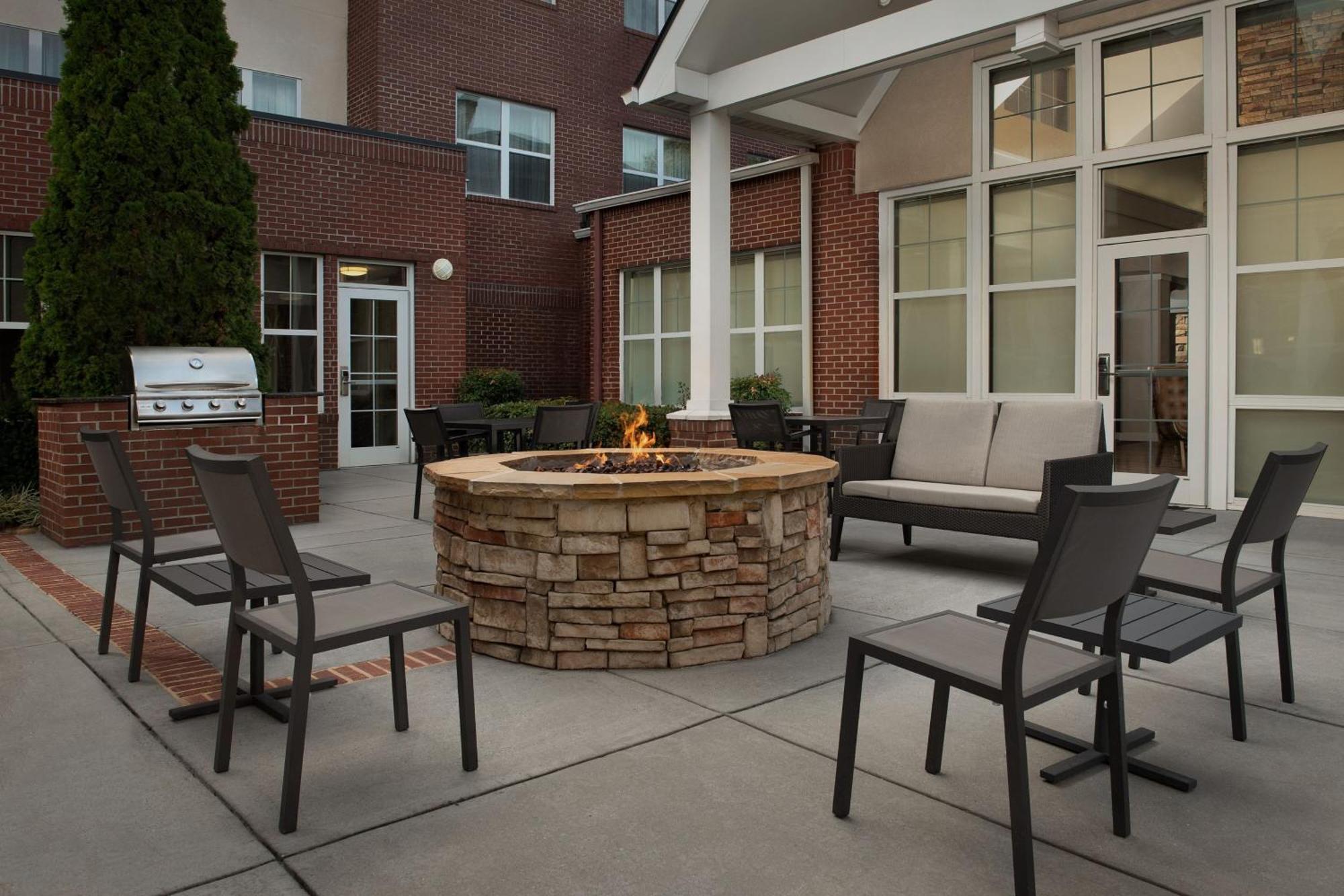 Residence Inn By Marriott Greensboro Airport Extérieur photo